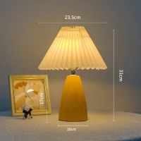 Nordic retro ceramic desk lamp with pleated bedroom bedside lamp design, imitating wood grain decoration atmosphere, small night light