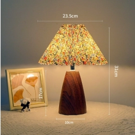 Nordic retro ceramic desk lamp with pleated bedroom bedside lamp design, imitating wood grain decoration atmosphere, small night light