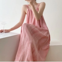 Dopamine pink blend camisole dress for women in summer, slimming and exuding a slimming temperament. Large skirt for beach vacation, sleeveless long dress